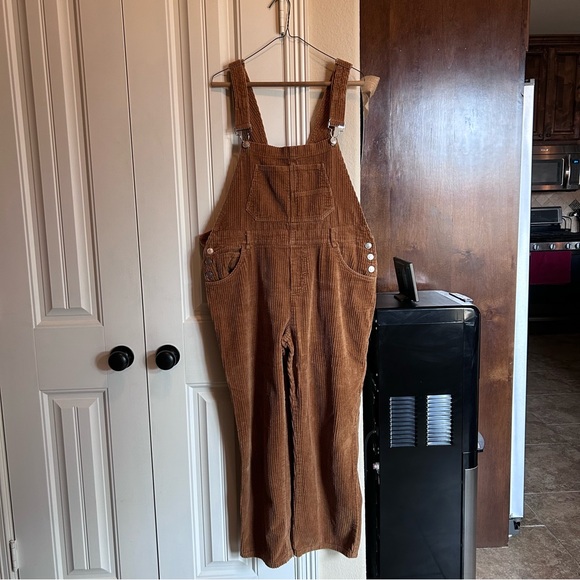 BiBi Denim - BiBi Women's Brown or Rust Corduroy Overalls XL